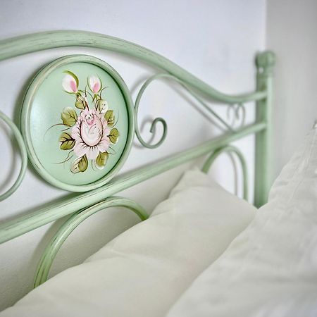Bed&Breakfast Villa Lorena Forte dei Marmi Exteriör bild
