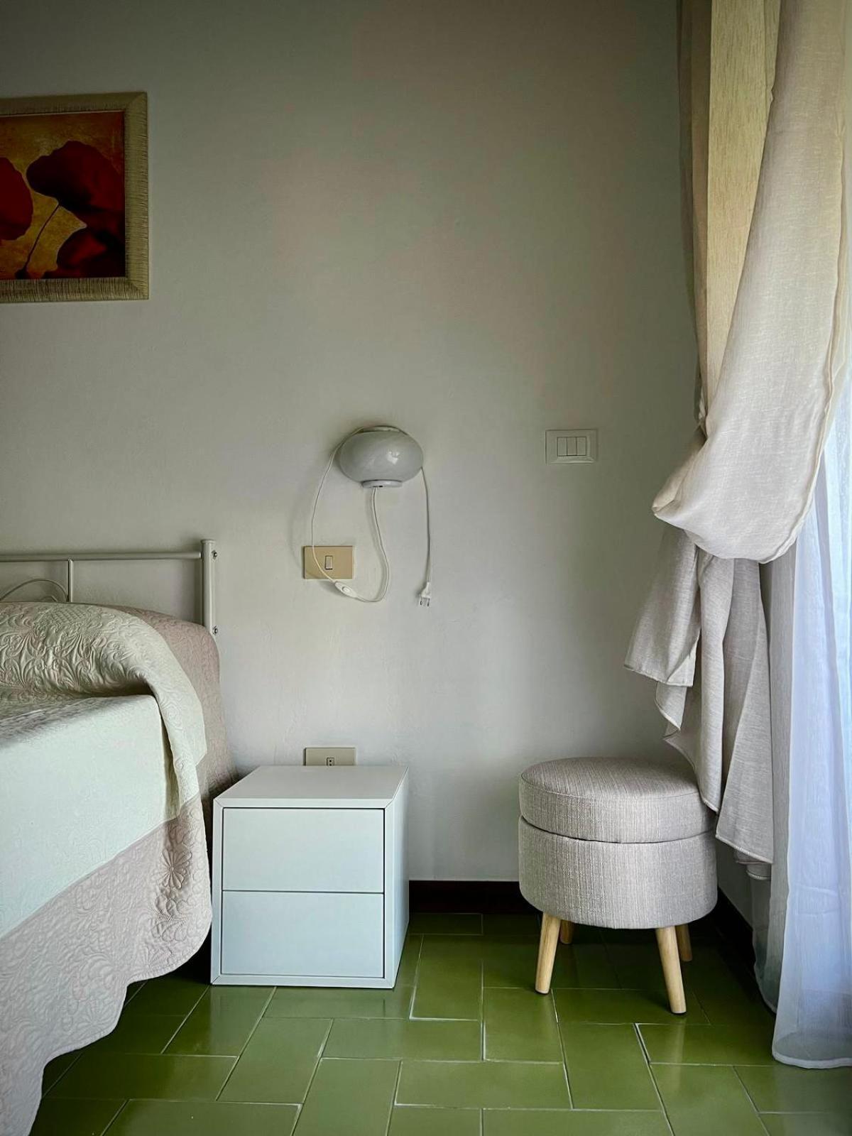 Bed&Breakfast Villa Lorena Forte dei Marmi Rum bild